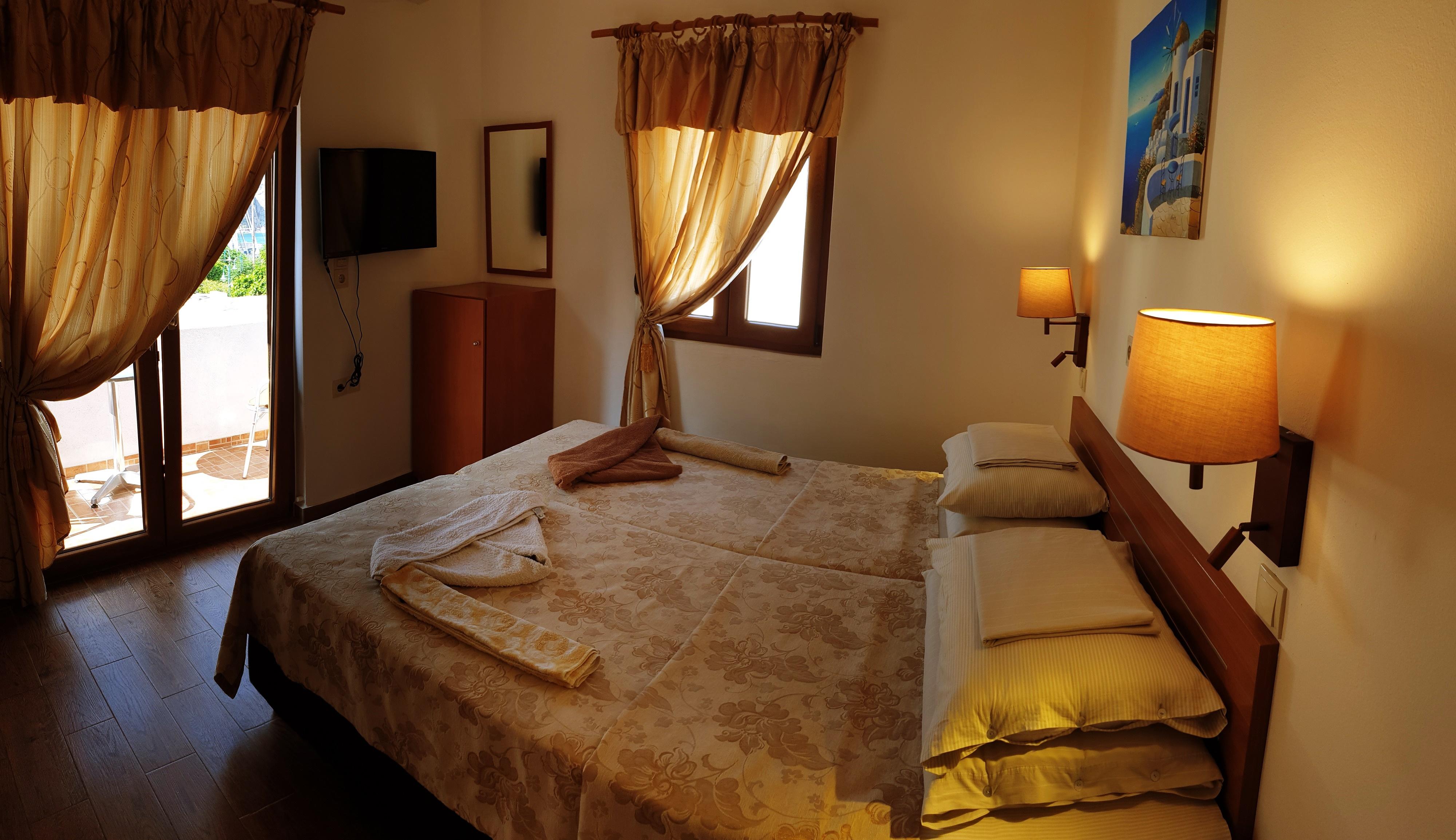 Apollo Studios Livadia  Екстер'єр фото